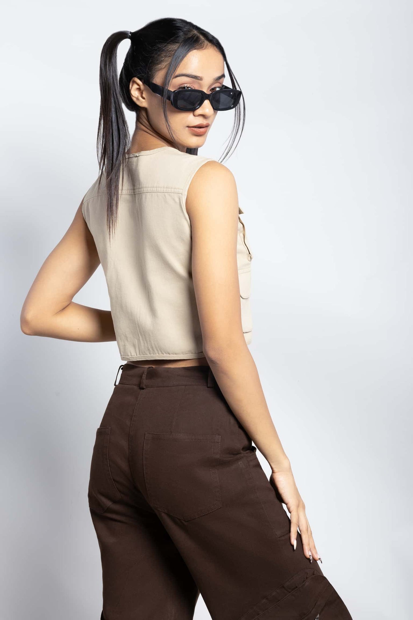 Multipocket twill cargo gilet