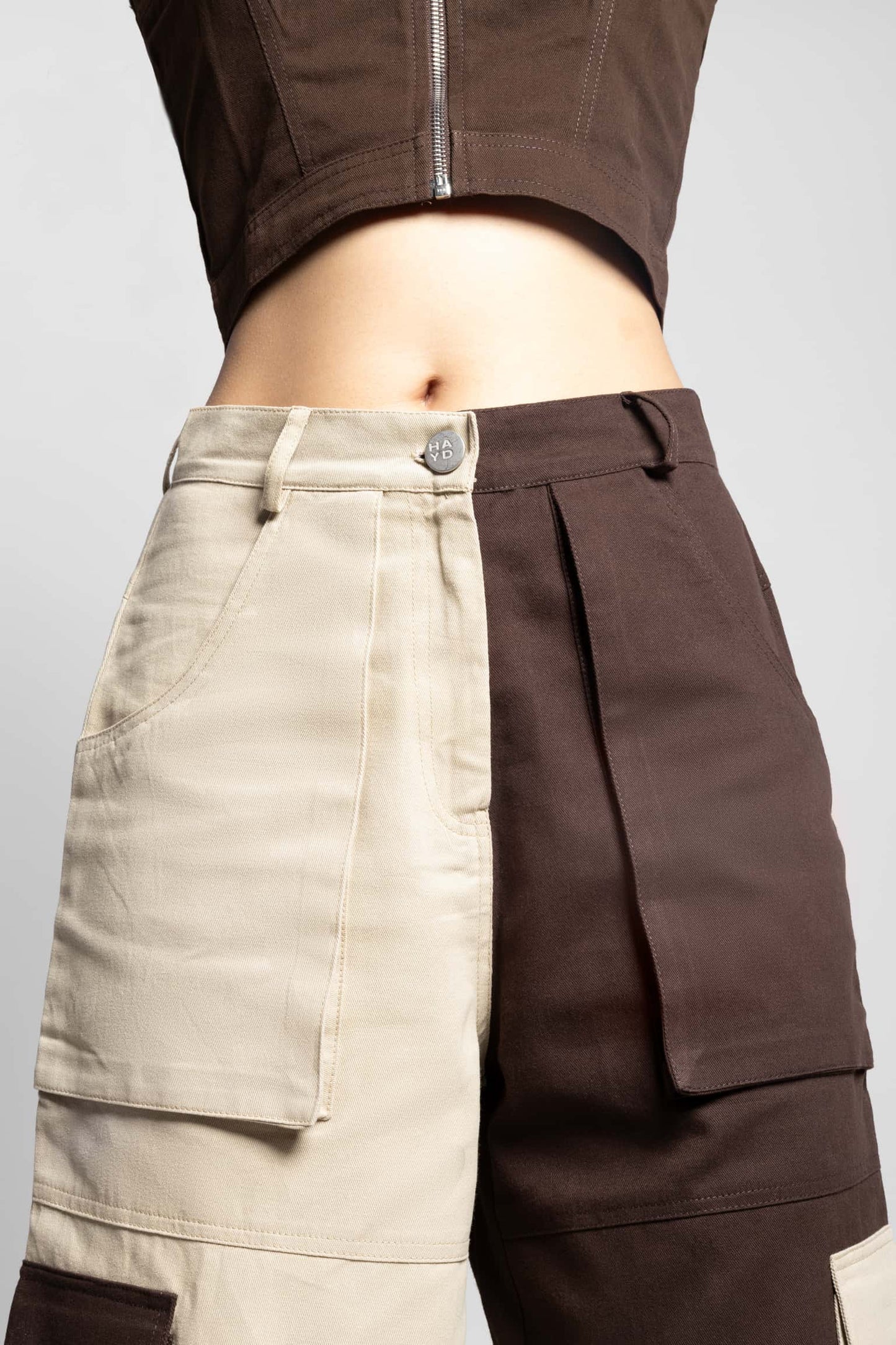 Zipper fly flap baggy cargo pants