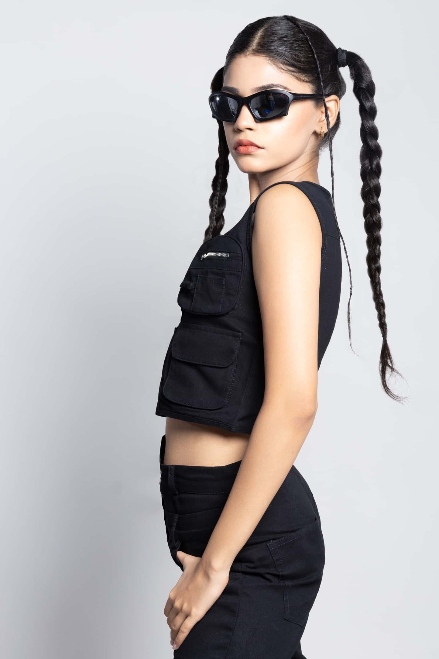 Multipocket twill cargo gilet