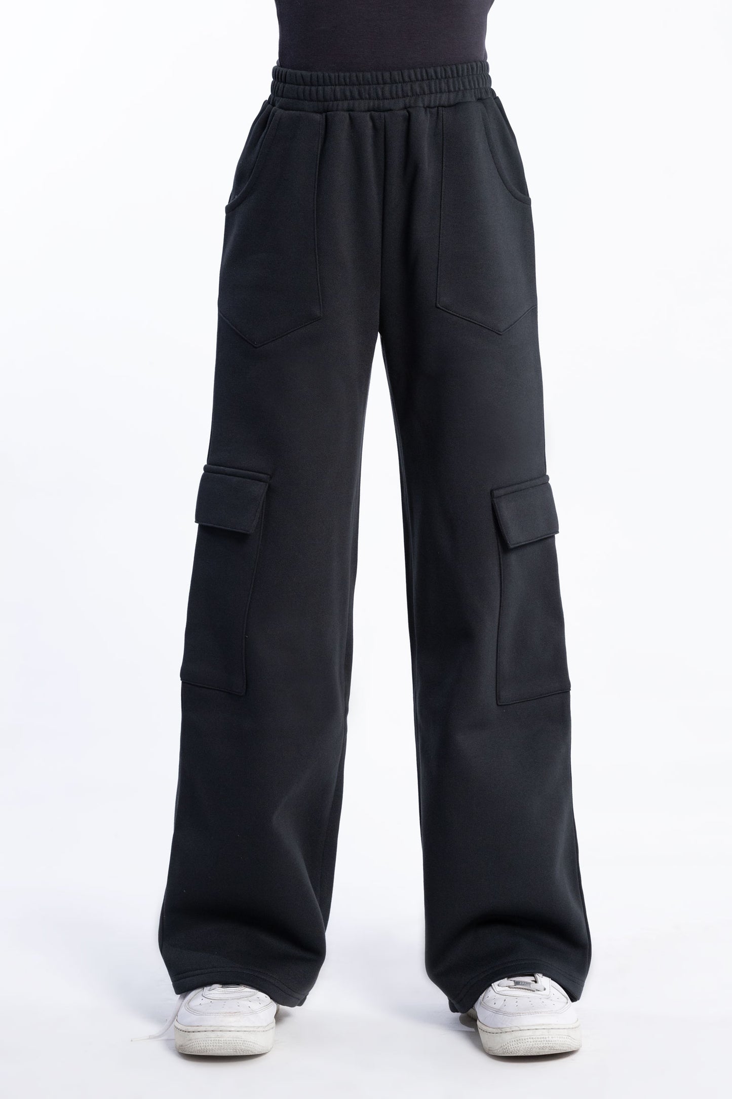 Wide cargo joggers
