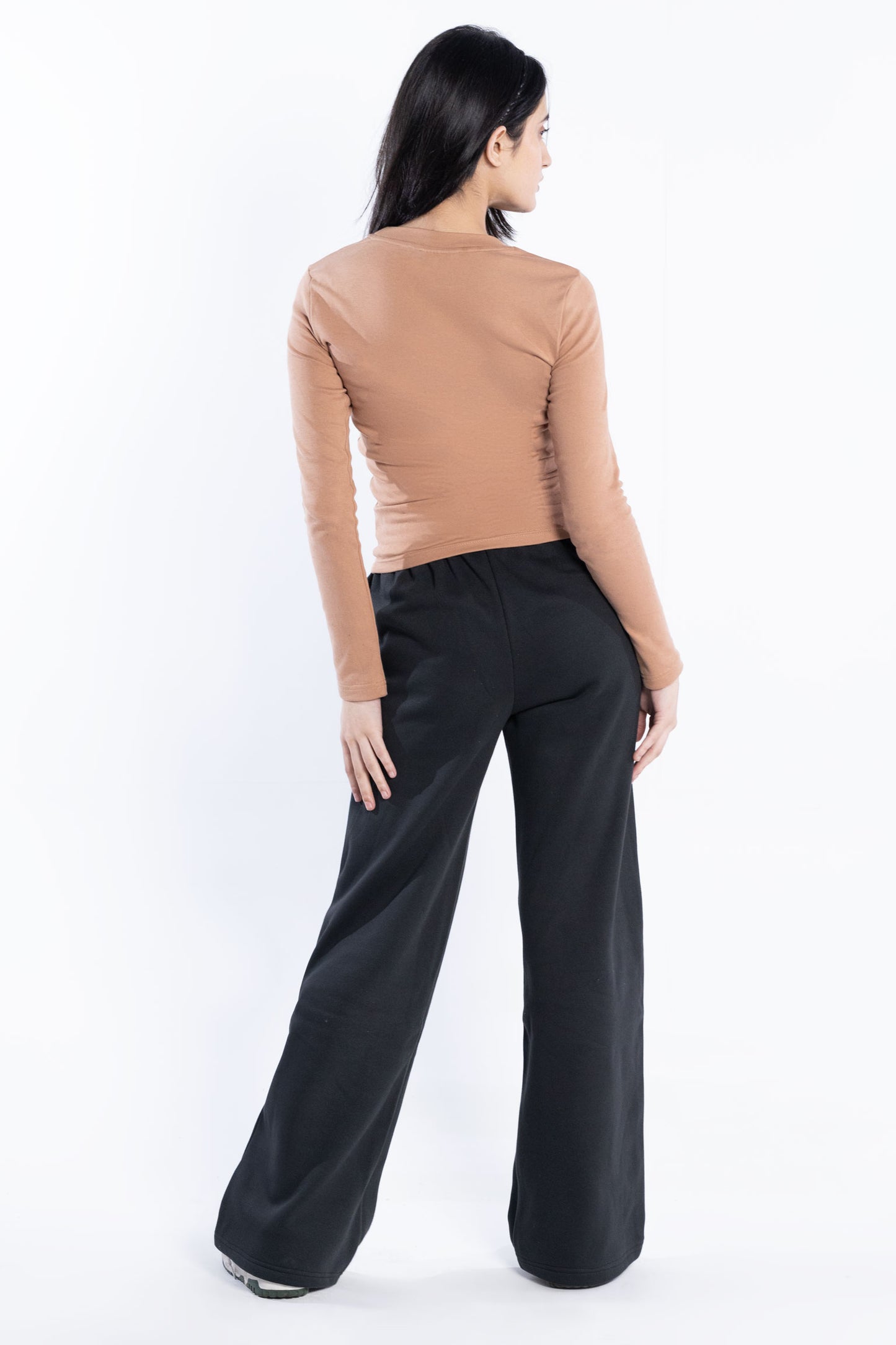 Long-sleeved fitted top