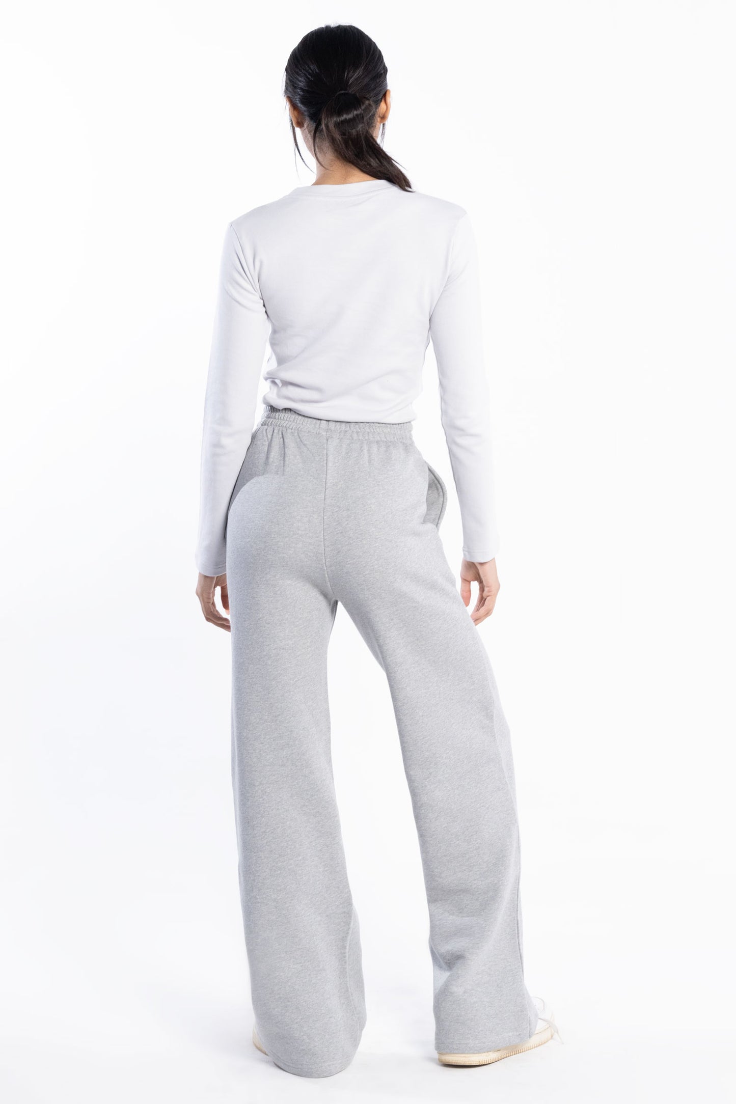 Wide joggers
