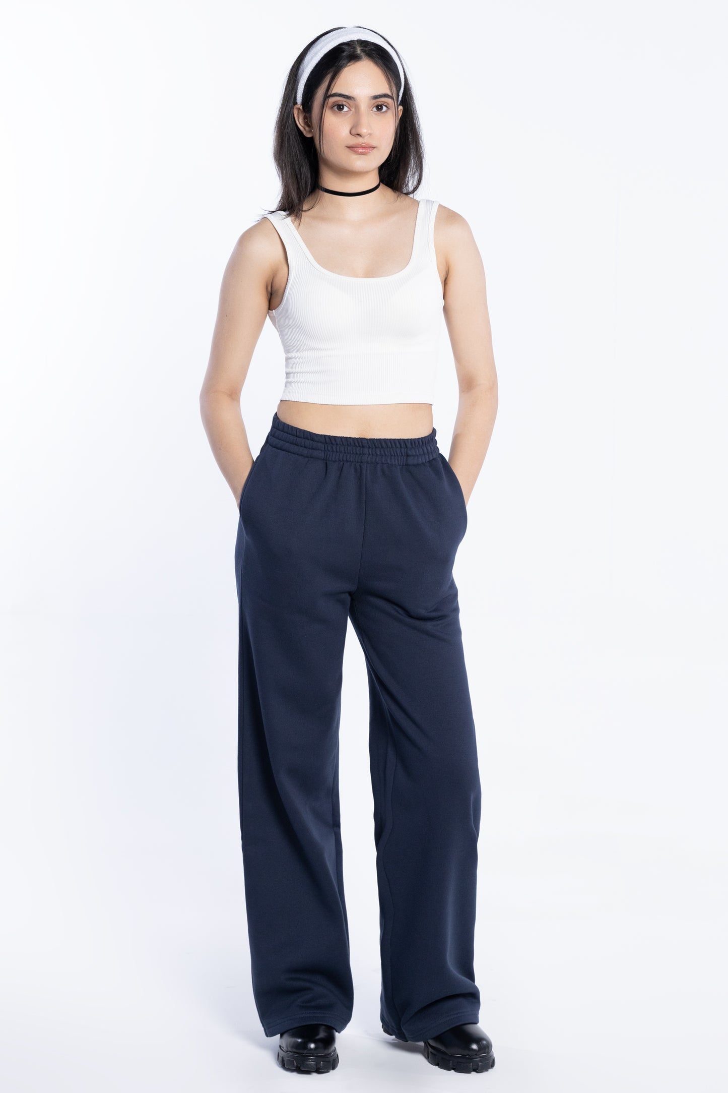 Wide joggers