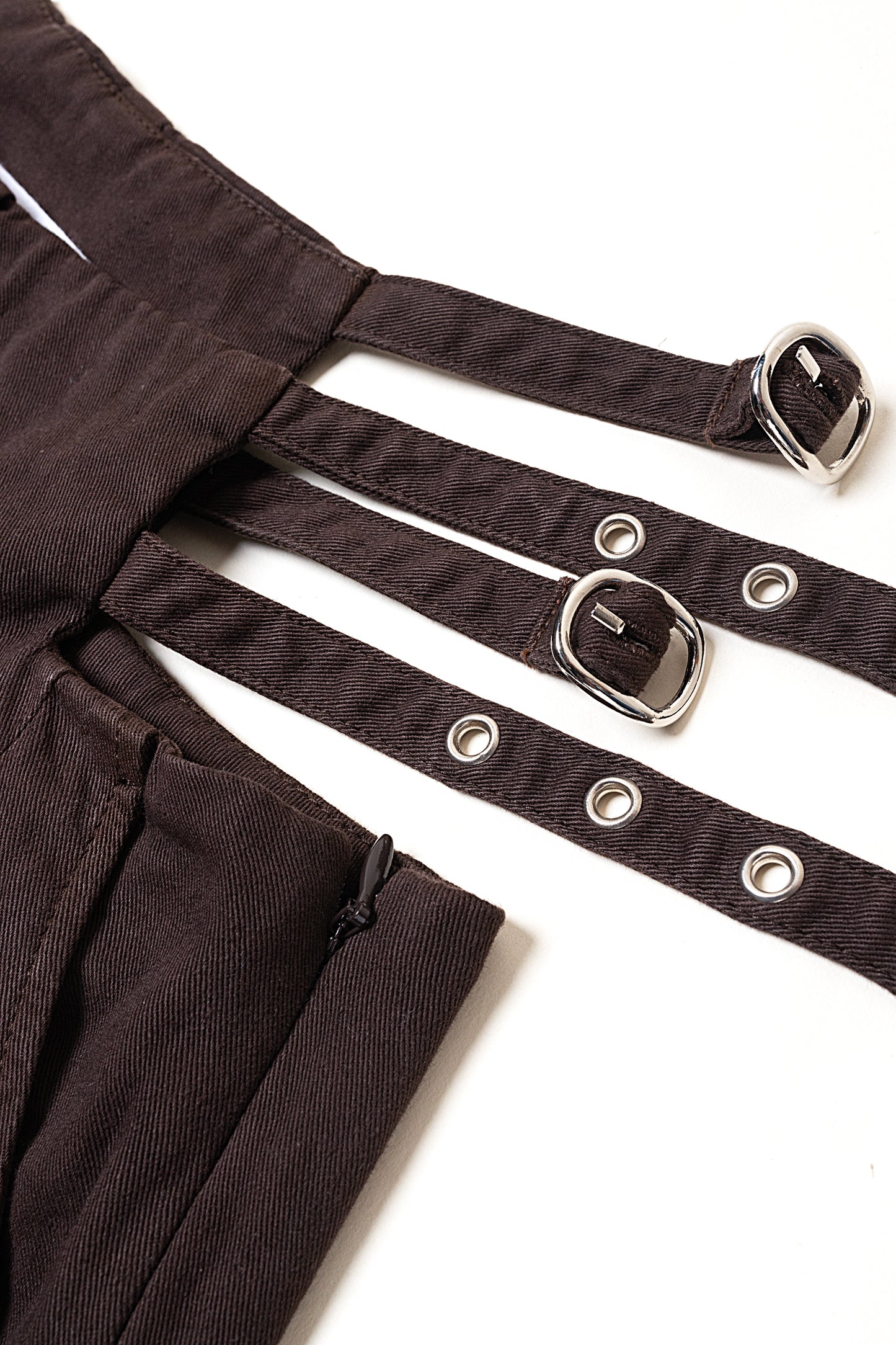 Cut-out twill trouser