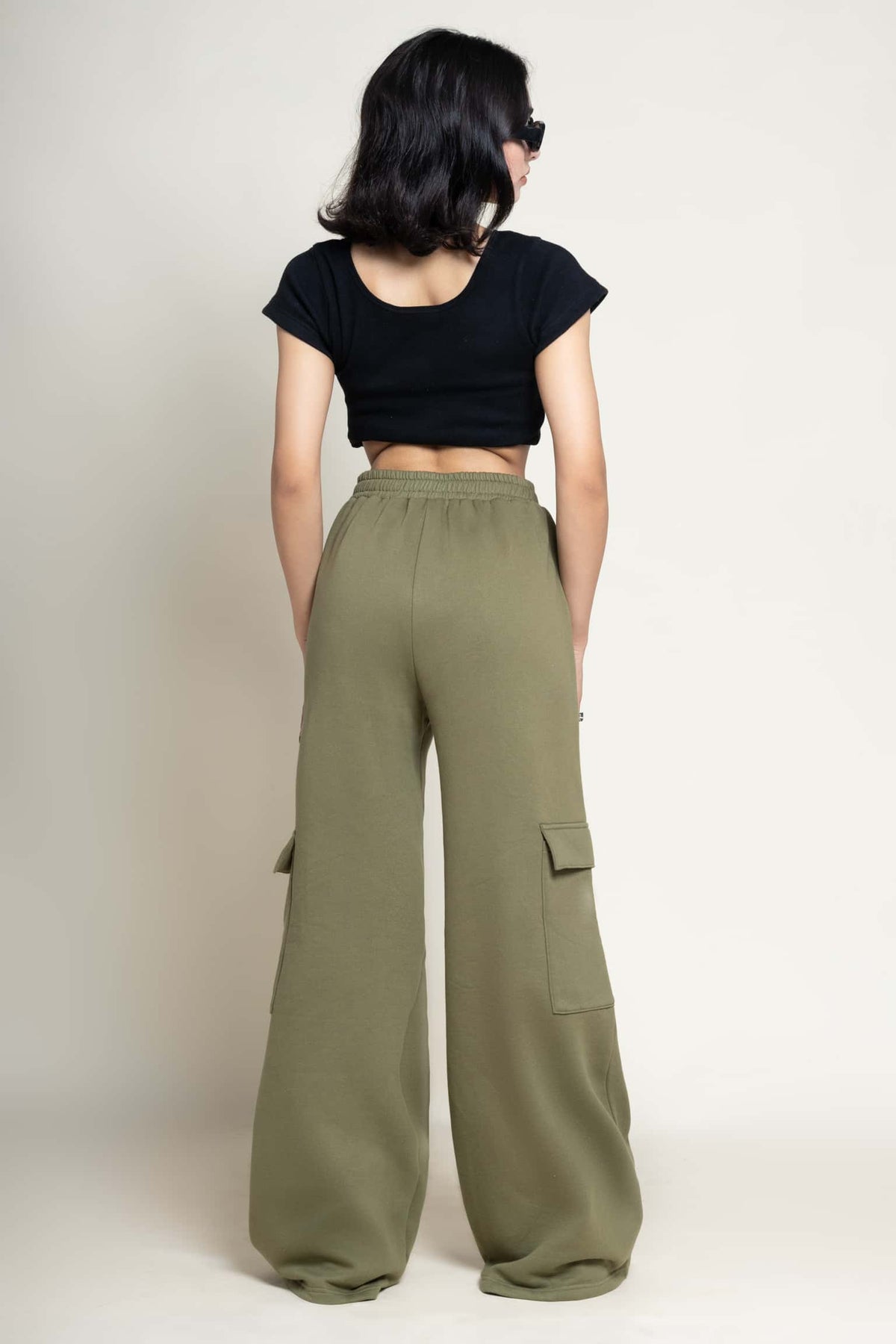Wide cargo joggers