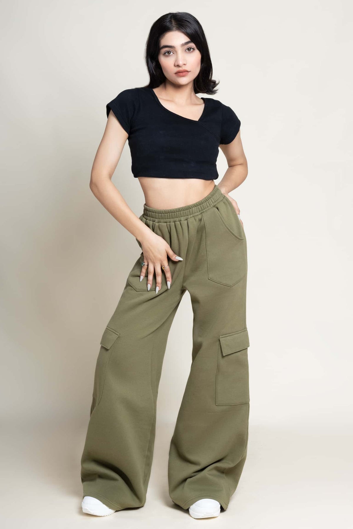 Wide cargo joggers