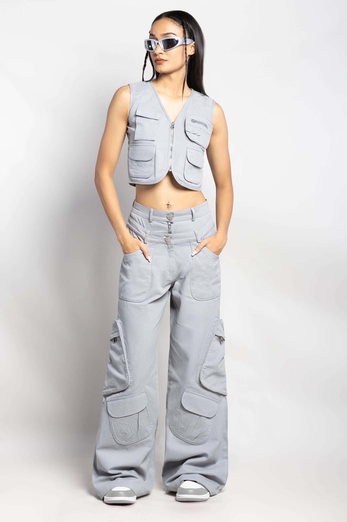 Multipocket twill cargo gilet