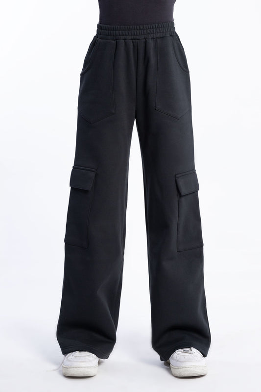 Wide cargo joggers