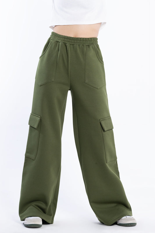 Wide cargo joggers
