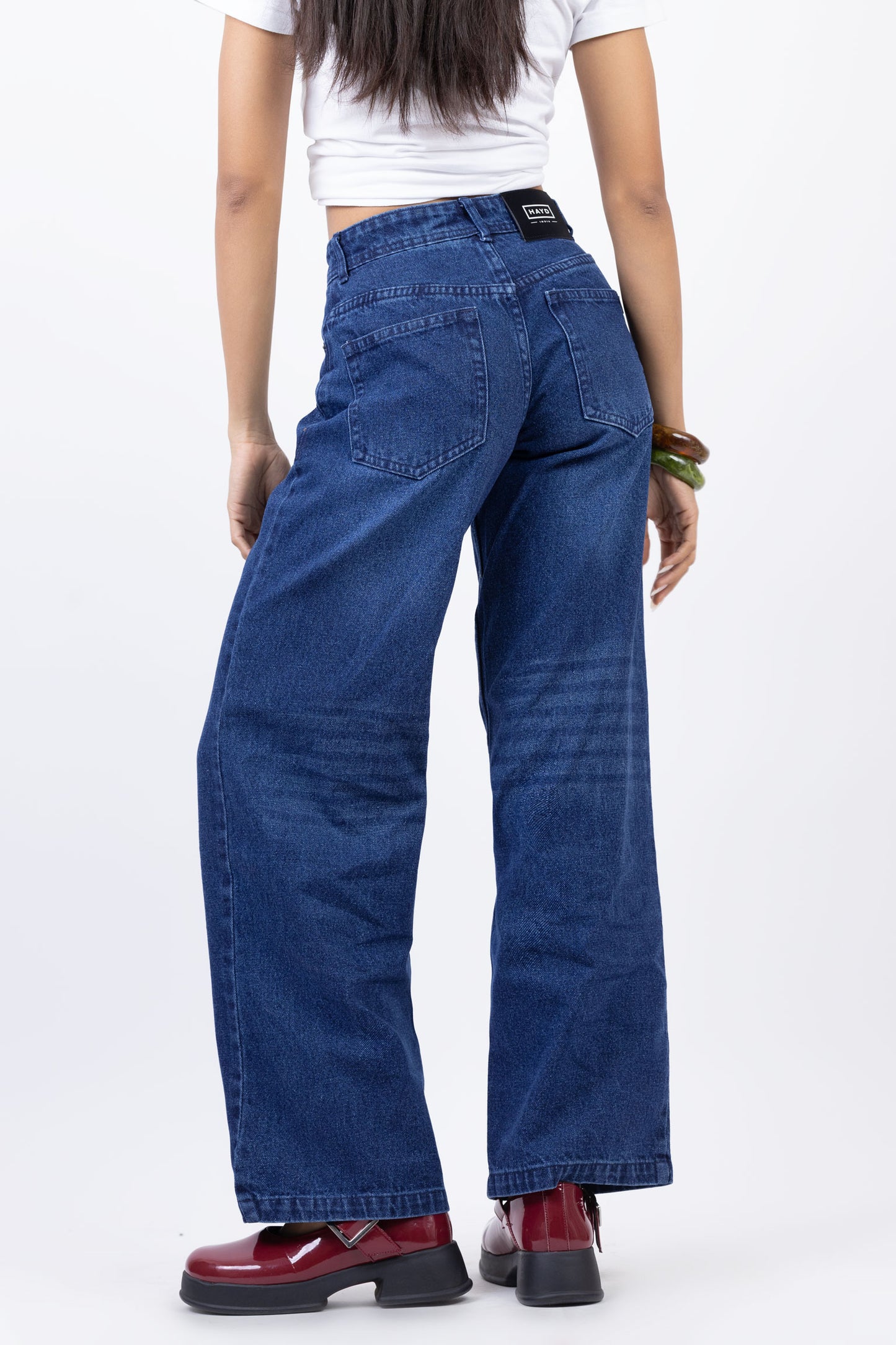 Low waist straight fit jeans