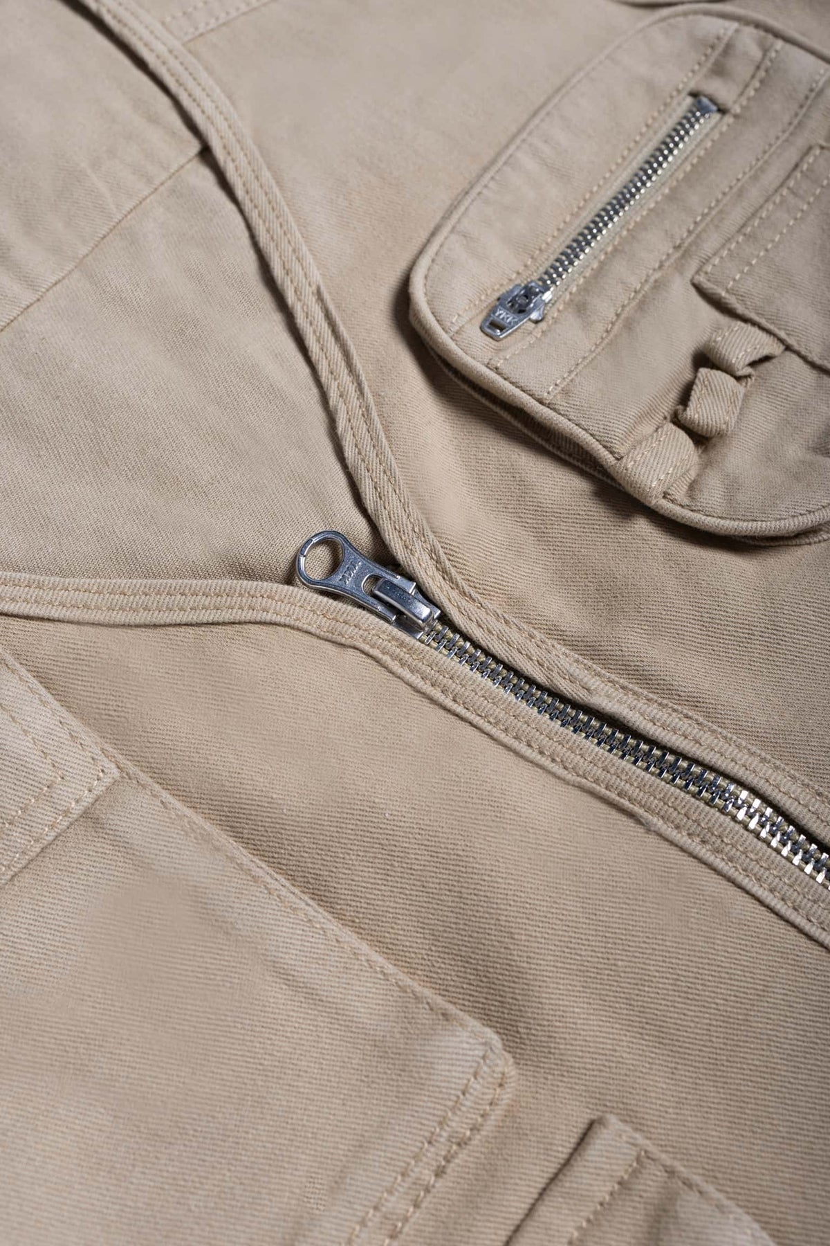 Multipocket twill cargo gilet