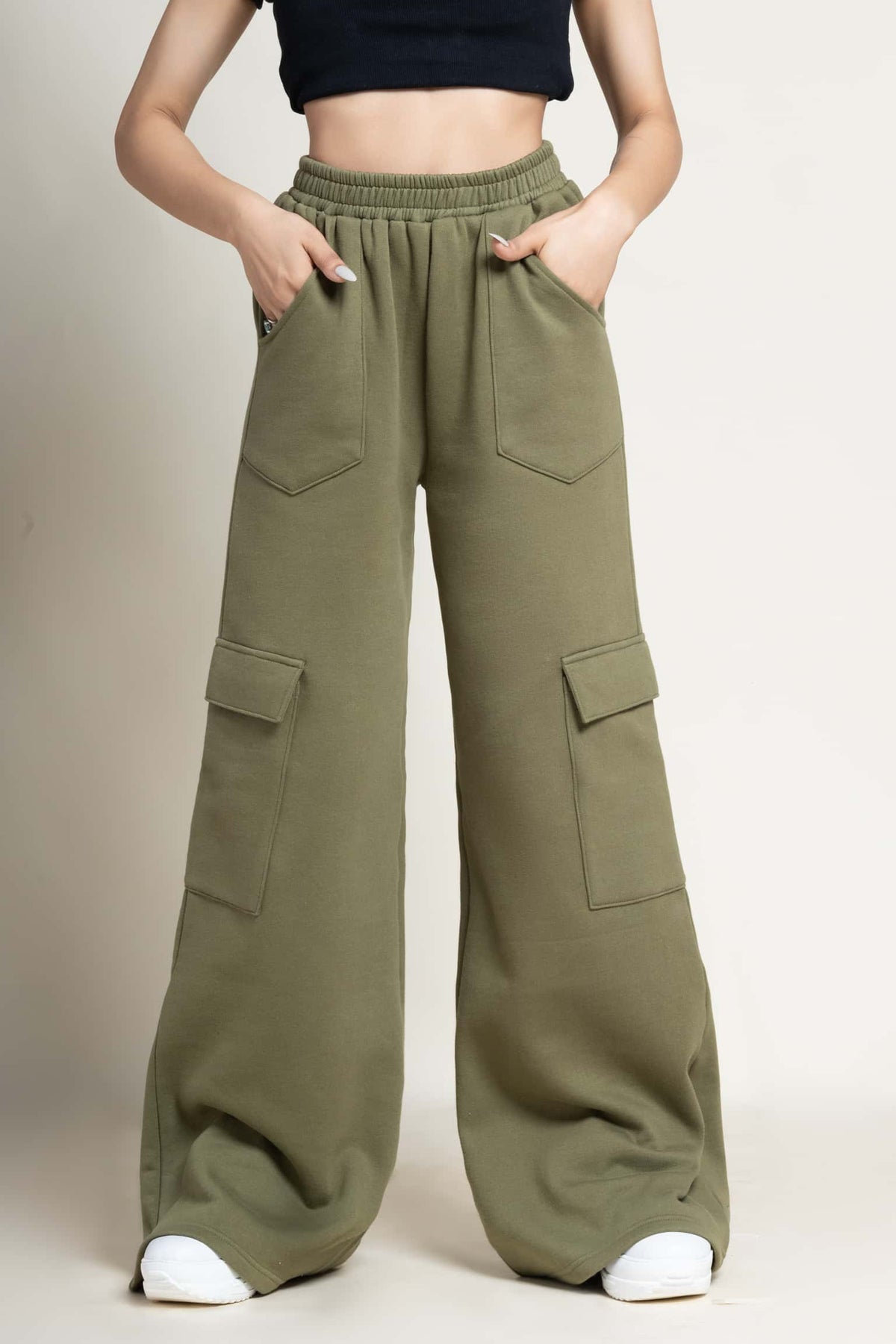 Wide cargo joggers