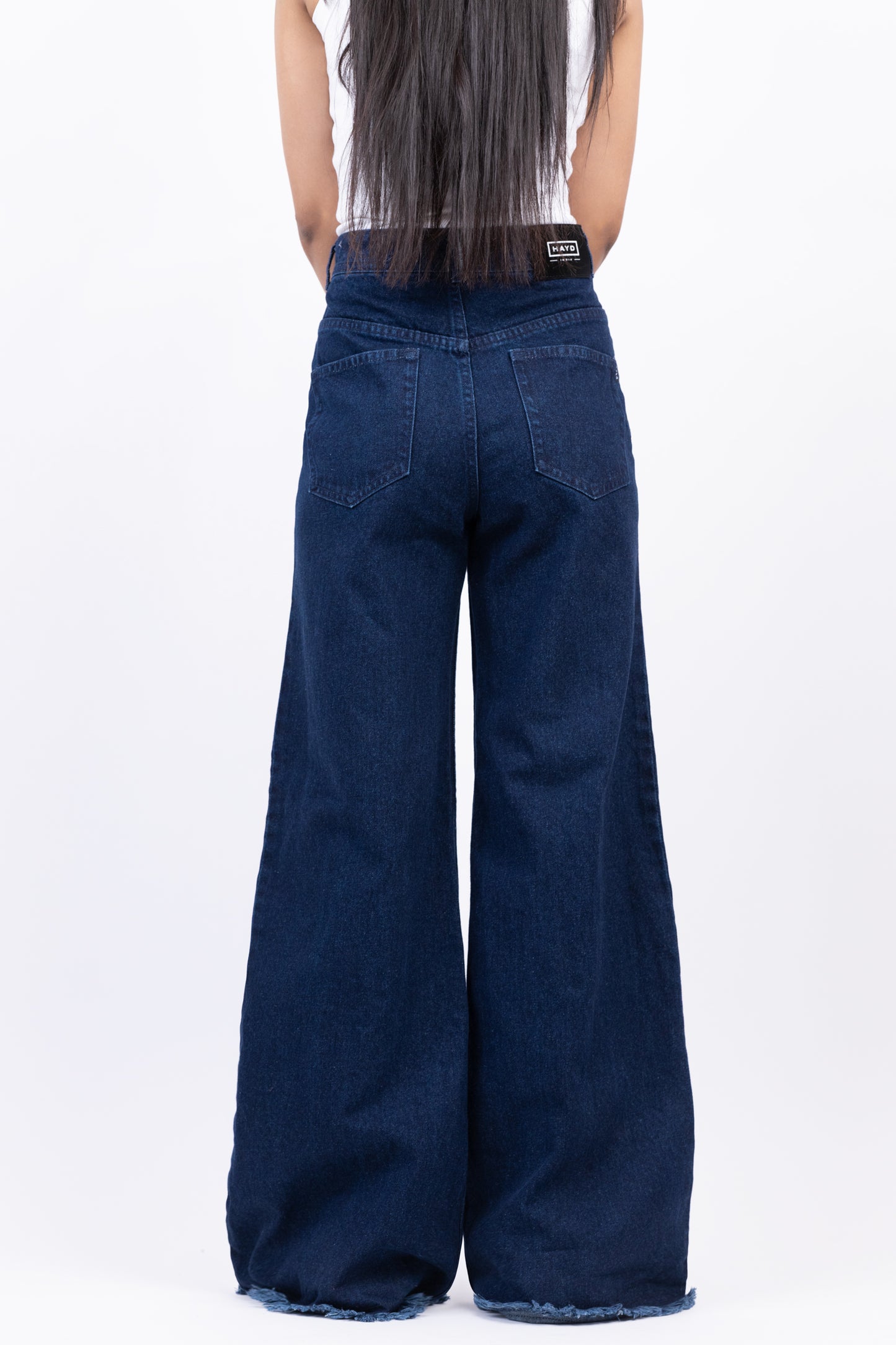 Front Pocket Wide Jeans