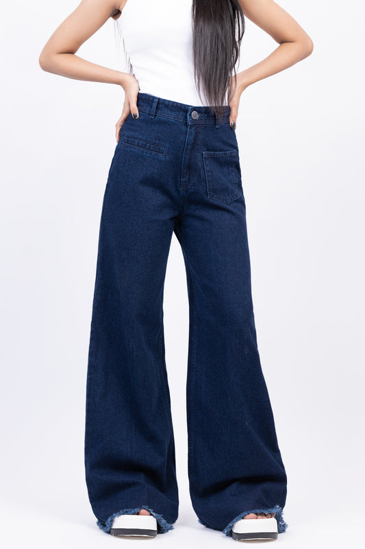 Front Pocket Wide Jeans