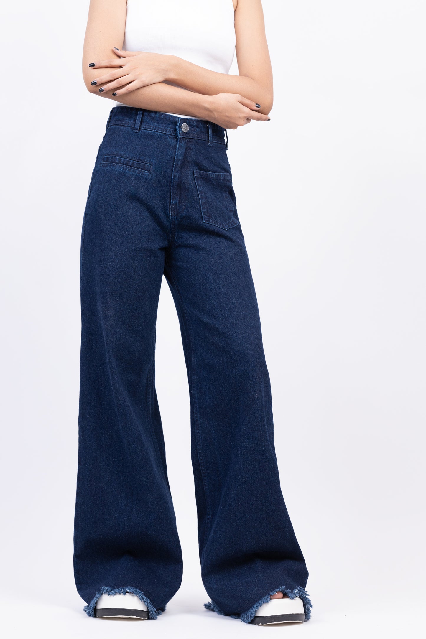 Front Pocket Wide Jeans