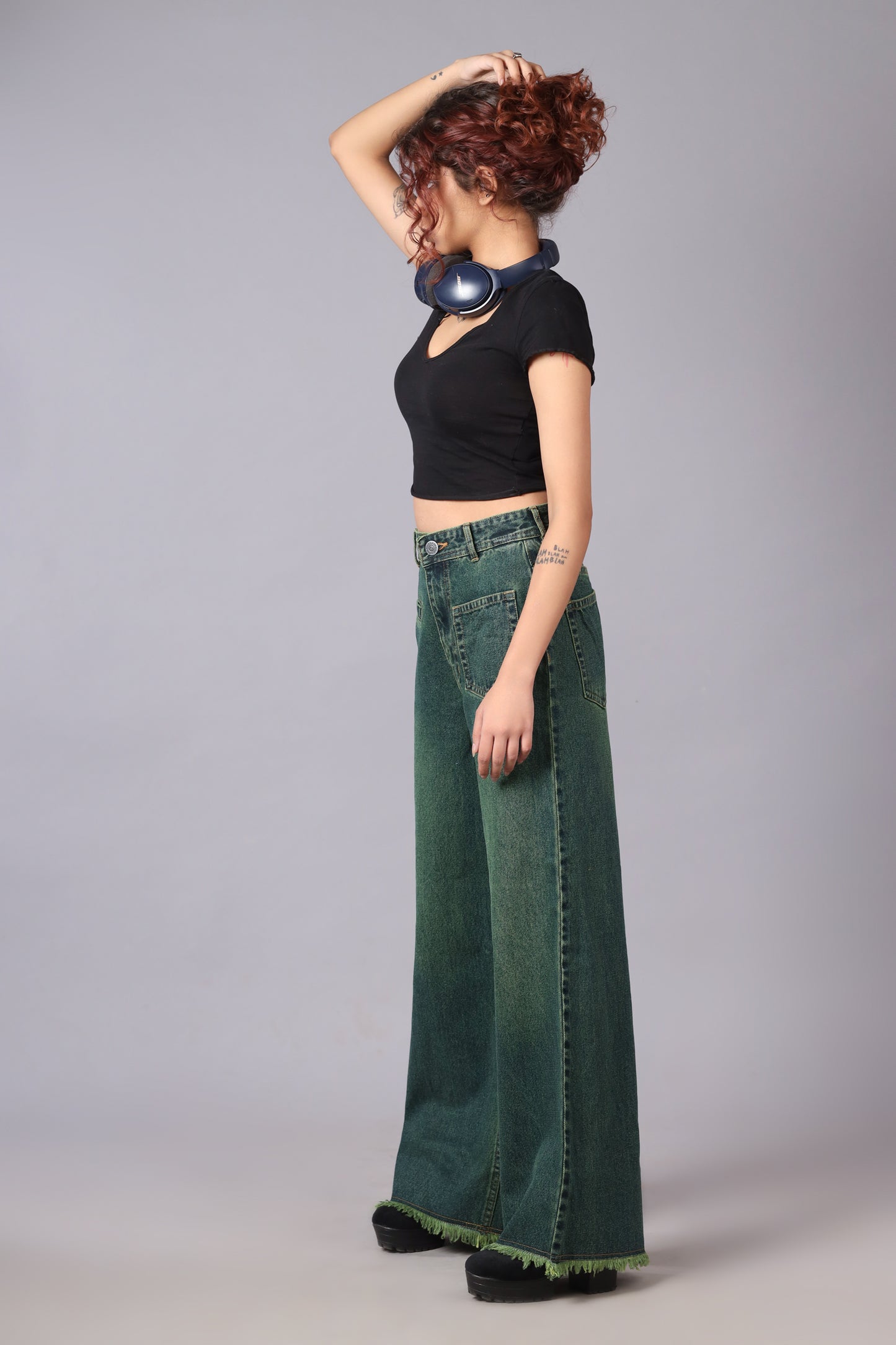 Front Pocket Wide Jeans