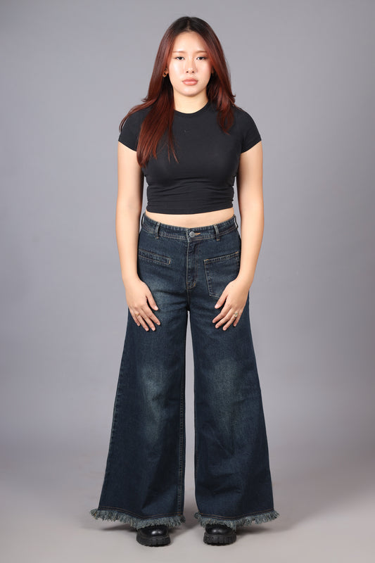 Front Pocket Wide Jeans