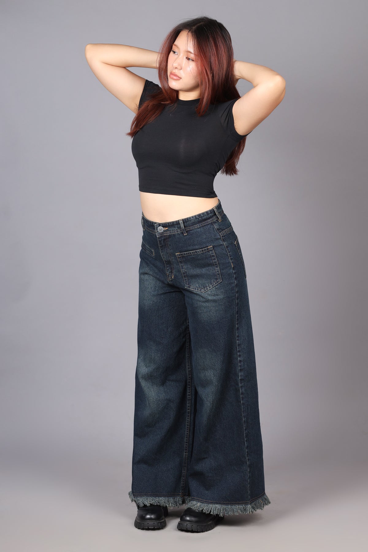Front Pocket Wide Jeans