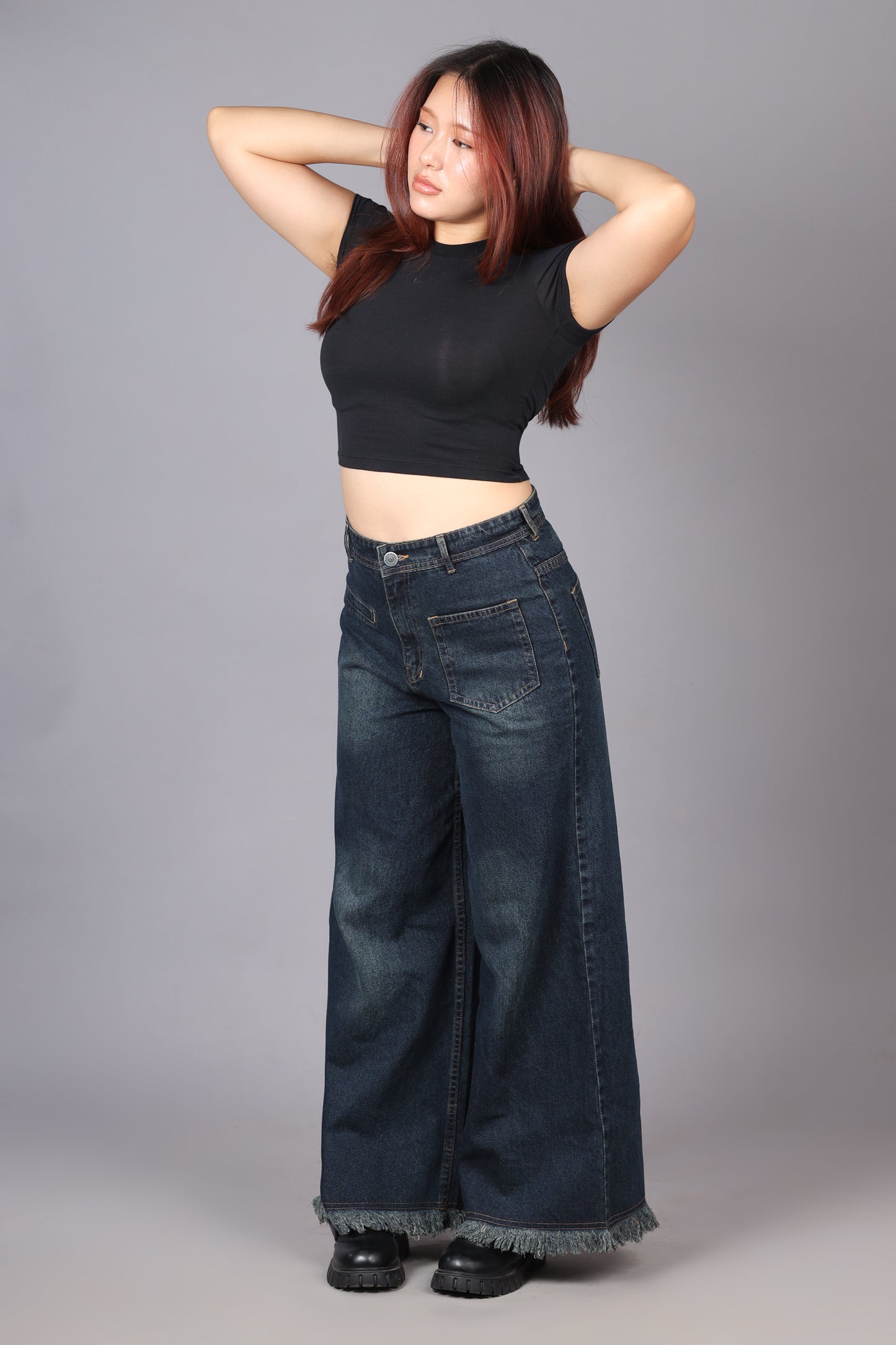 Front Pocket Wide Jeans